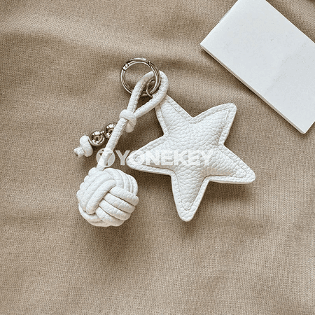 DIY sumka üçin elde ýasalan ýyldyzly açar halka, ajaýyp bezeg