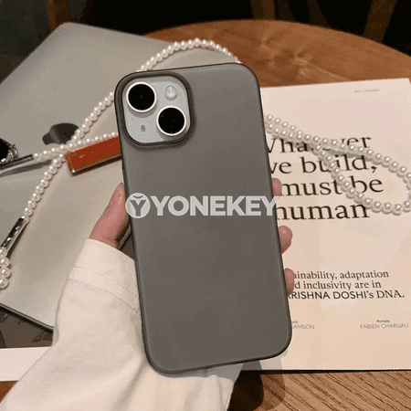Ultrainçe açyk matly iPhone gaby, zarbadan goraýjy
