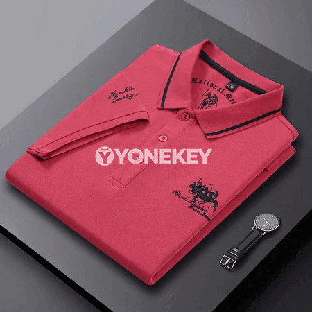 Erkekler üçin tomus ýeňil nakışly polo futbolka