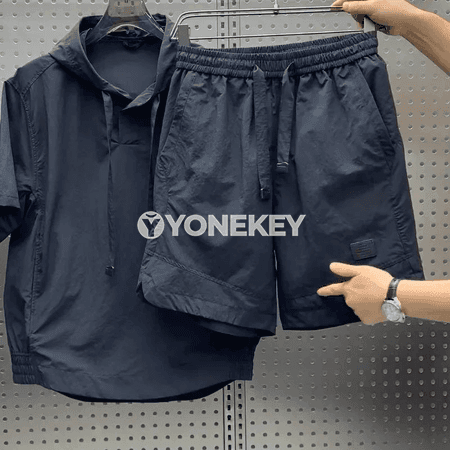 Erkekler üçin ýeňil we giň sport toplum, kiçi jübülü