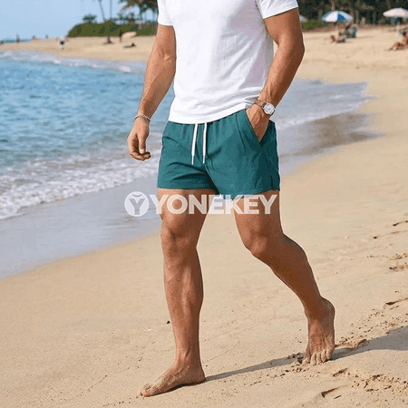 Erkekler üçin ýeňil, çalt guradýan ýaz pasly sport şortlary