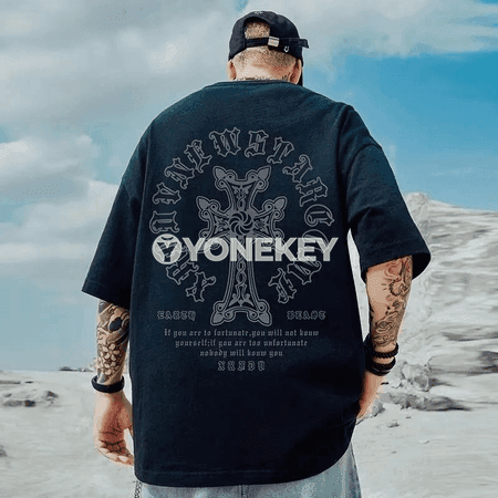 Erkekler üçin giň kesimli ýazky futbolka, çaply, M-8XL