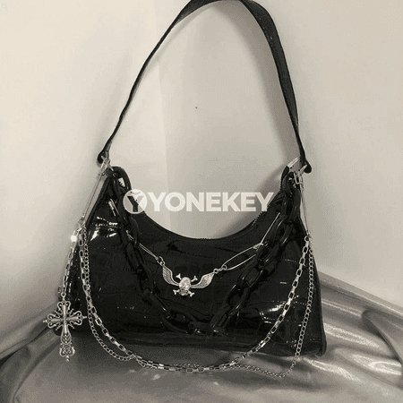 Retro zenan egin sumkasy, punk görnüşli kellesi zynjyrly shoulder bag