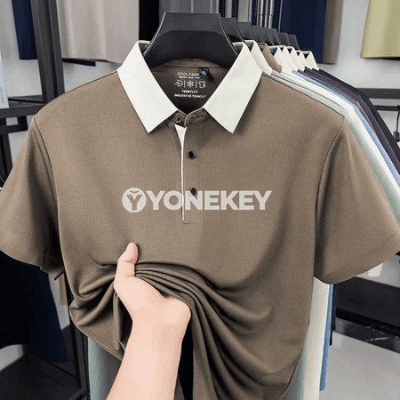 Erkekler üçin reňk blokly polo köýnek, çalt gurajak ýeňil material