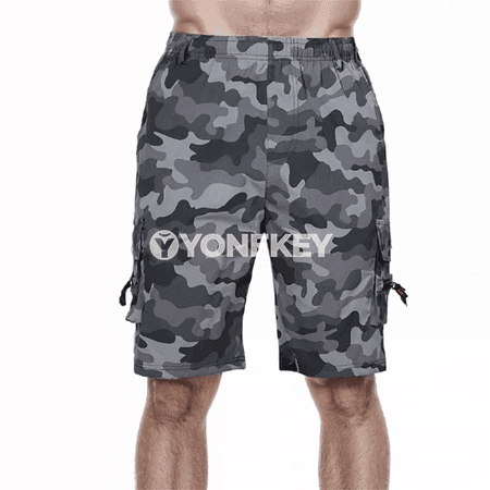 Erkekler üçin ýeňil cargo şortikler, tomusky rahat model
