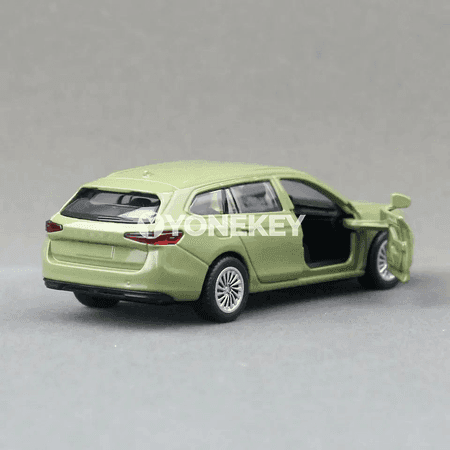 Skoda Superb Combi 1:43 metal model awtoulag, kolleksiýa üçin