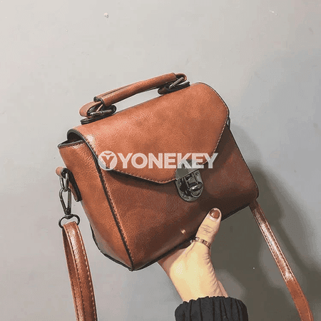 Zenanlar üçin lockly kiçi kwadrat crossbody sumka