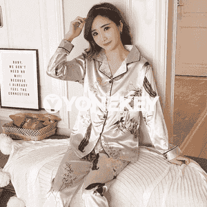 Zenanlar üçin owadan pižamalar