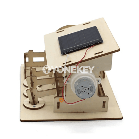 Gün energiýaly suw tekeri 3D agaç gurluşyk toplumy