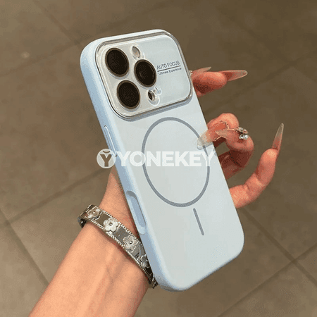 iPhone üçin magnitli silikon gorag gapak