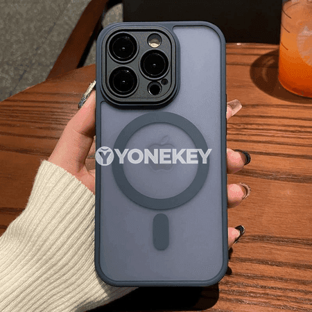 iPhone üçin mat, şokdan goraýan magnitli örtük