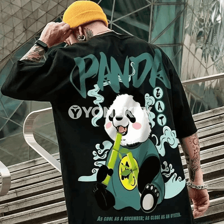 Erkekler üçin uly ölçegli panda çaply rahat futbolka