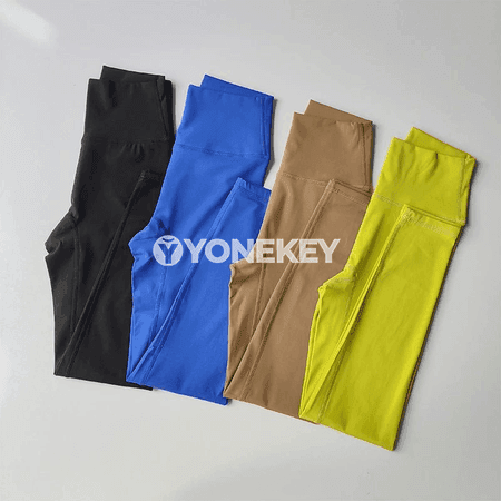 Aýallar üçin tikinsiz sport toplumy, ýokarky we leggins