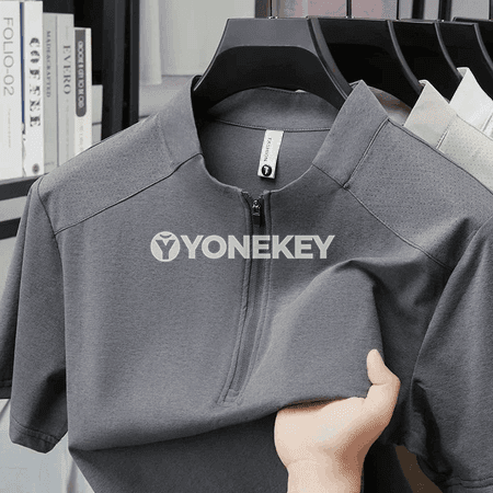 Erkekler üçin ýeňil dem alýan ýarym zip polo köýnek, tomuslyk