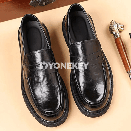 Erkekler üçin klassik slip-on deri aýakgaplary, ýokary hilli