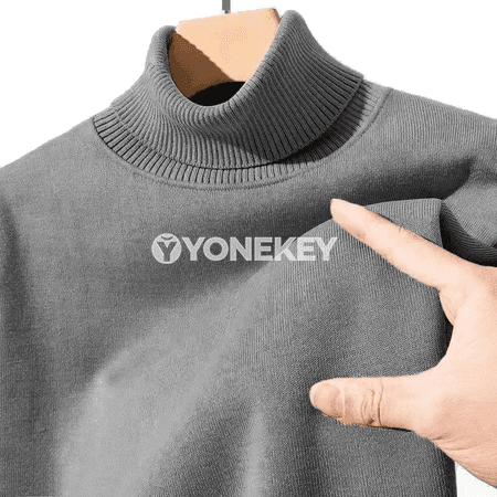 Erkekler üçin rahat turtlenek örme switer, güýz-gyş üçin