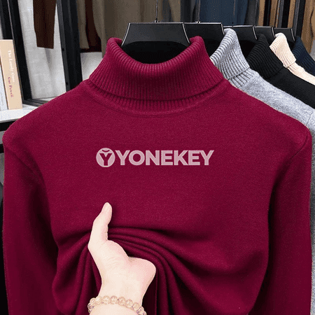 Erkekler üçin ýyly, ýumşak boýunly örme switer