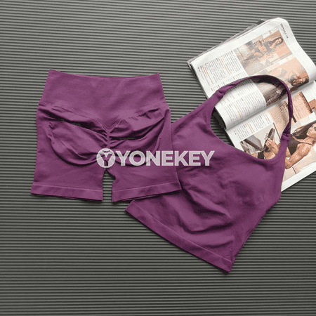 Zenanlar üçin tikinsiz sport toplumy: top we şortik