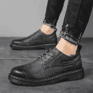 Erkekler üçin niýetlenen köwüş