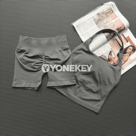 Zenanlar üçin tikinsiz sport toplumy: top we şortik