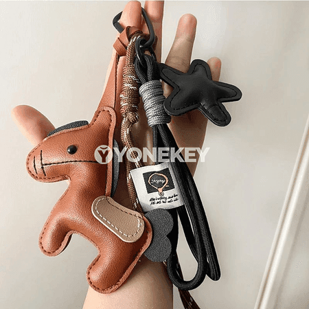 Süýji pony görnüşli sumka bezegi – açar halka, sowgat üçin