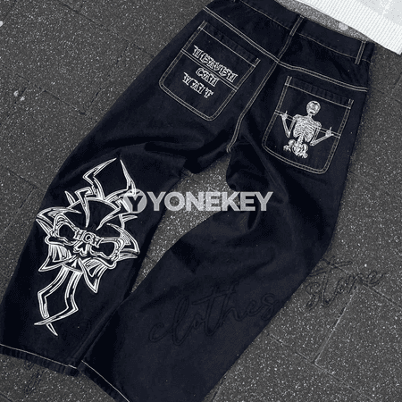 Erkekler üçin grafiti ýazgyly giň jeans balak, gündelik stil