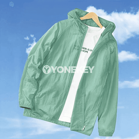 Erkekler üçin ýeňil kapşonly çalt guradyjy tomus jaket