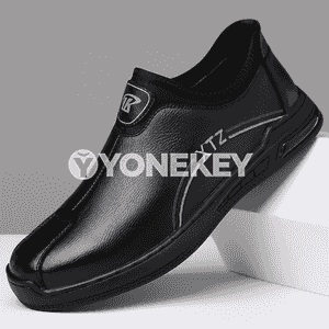 Erkekler üçin niýetlenen moda deri iş aýakgaplary.