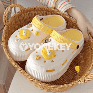 Zenanlar üçin niýetlenen arkasy açyk şypbyklar