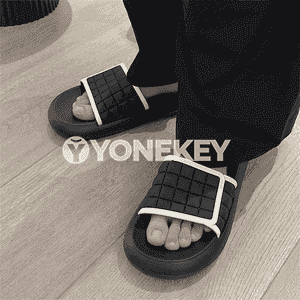 Erkekleriň tomus şypbyklary