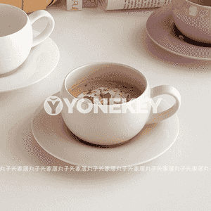 Aşhanada we öýde ulanylýan bokallar