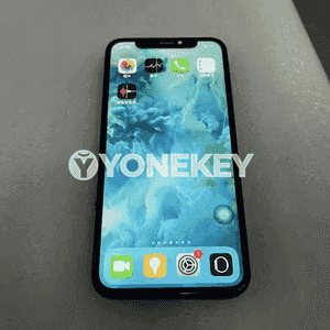 iPhone X täze ekrany