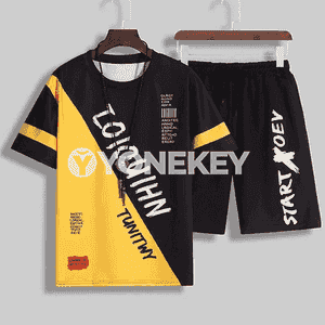 Erkekler üçin niýetlenen komplekt futbolka+forma