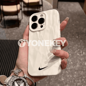 Apple modelli telefonlar üçin niýetlenen täze dizaýnly owadan çehollar.