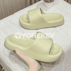 Zenanlar üçin niýetlenen şypbyklar 