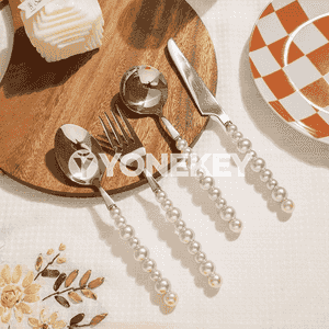 Siziň saçaklaryňyzy bezejek çemçe toplumy