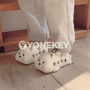 Täsin şekilli zenanlaryň öňi ýapyk şypbyklary