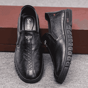 Erkekler üçin klassika köwüşler.
