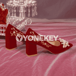 Zenanlar üçin ökjeli köwüş.