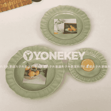 Aşhanada ulanmak üçin  gap-gaçlar 