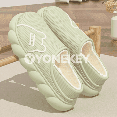 Oglanlar üçin niýetlenen içi sütükli aýakgaplar 