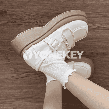 Gyzlar üçin oxford aýakgaplary.