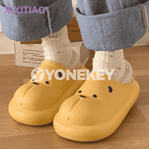 Gyzjagazlaryň içi sütükli gyş köwüşleri.