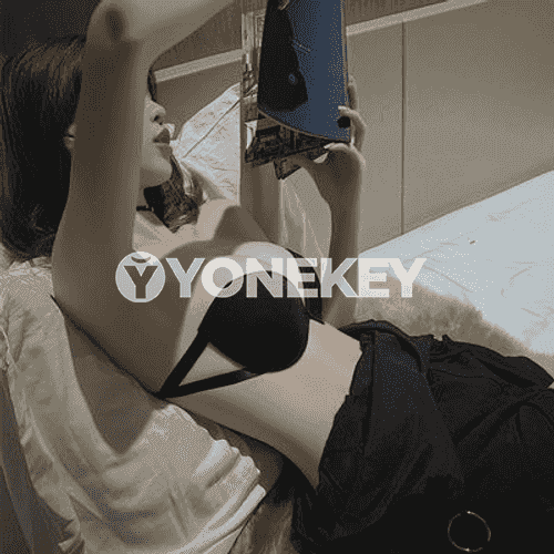 Gyzlar üçin täze dizaýnda lifçik 