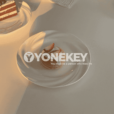 Koreý stilindäki tarelka