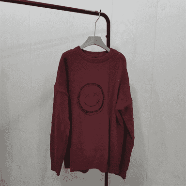 Oglanlar üçin niýetlenen moda switer.