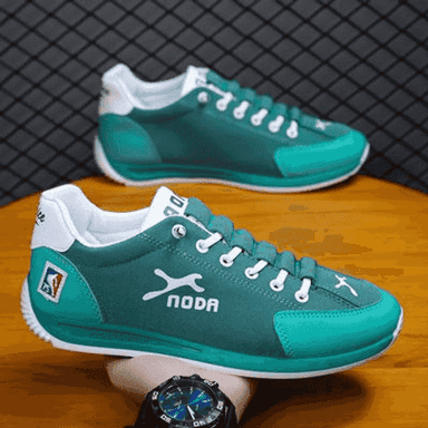 Erkekler üçin krasowkalar.