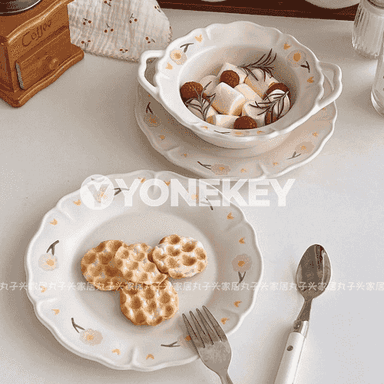 Täze dizaýnda koreý stilindäki tabaklar 