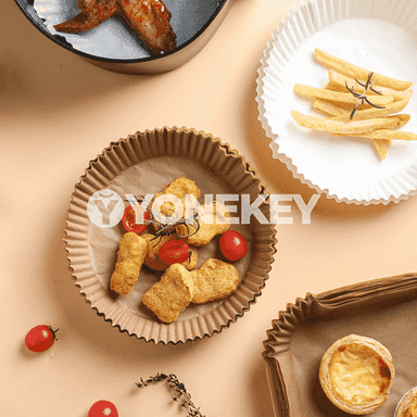 Aşhanada çörek bişirilýän kagyz tabak