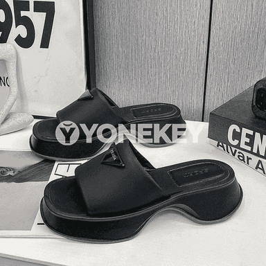 Gyz-gelinlerimiz üçin niýetlenen owadan şypbyklar